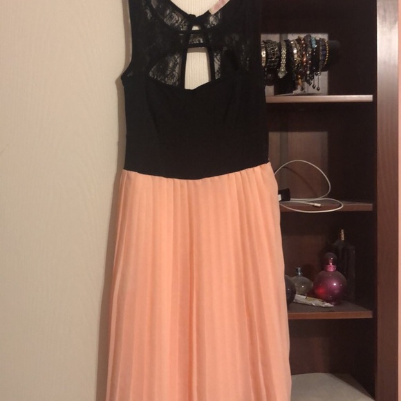 Black and peach party dress - Picture 1 of 3